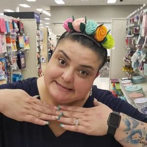 Meet your Posher, Paula